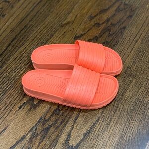 Good Worn Condition Hunter for Target Orange Sandals / Slides Kids Size 2